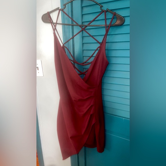 Wine red mini dress with strappy back - Picture 1 of 2